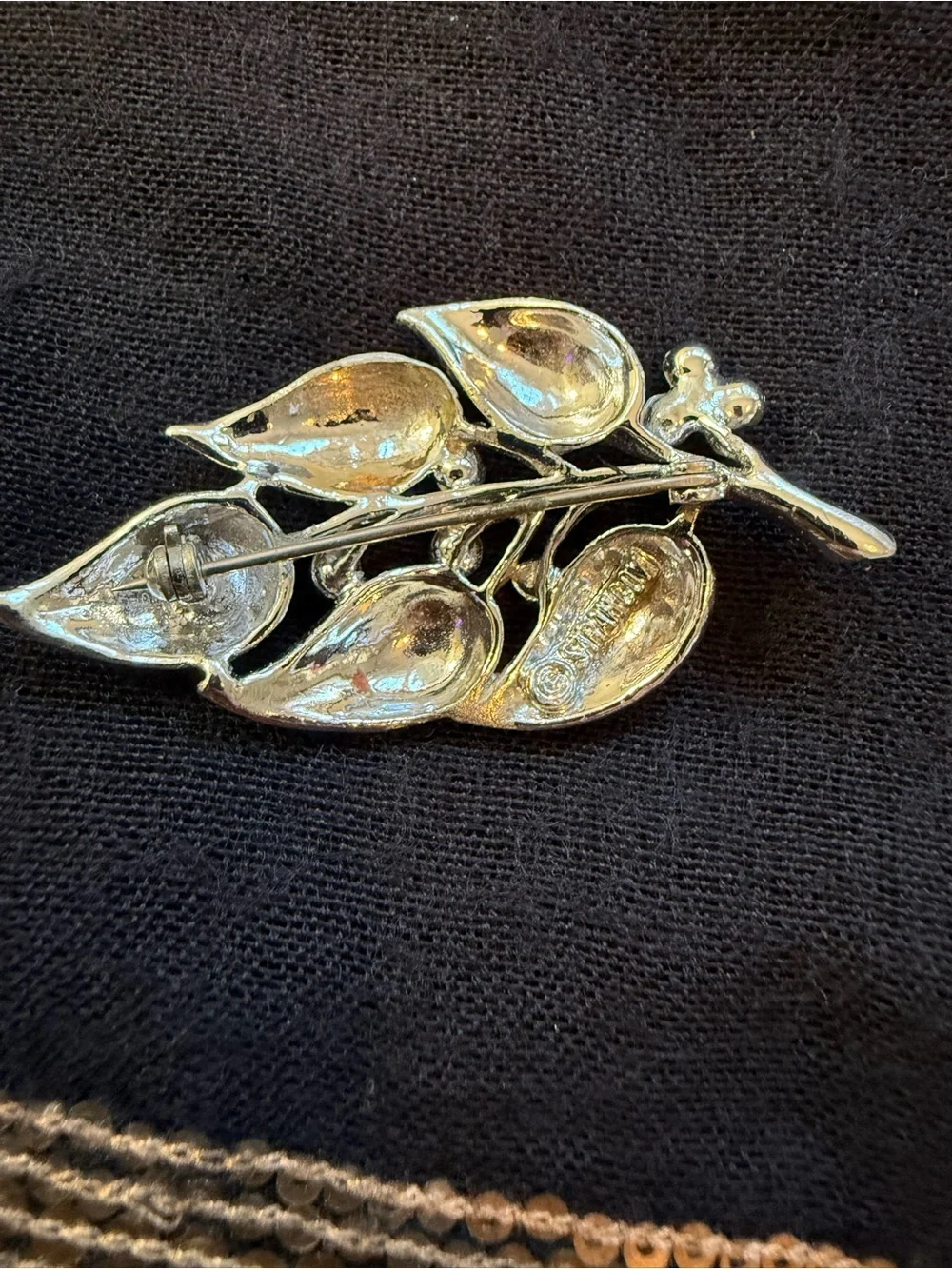 Sarah Coventry Silver Tone Leaf and Berry Brooch